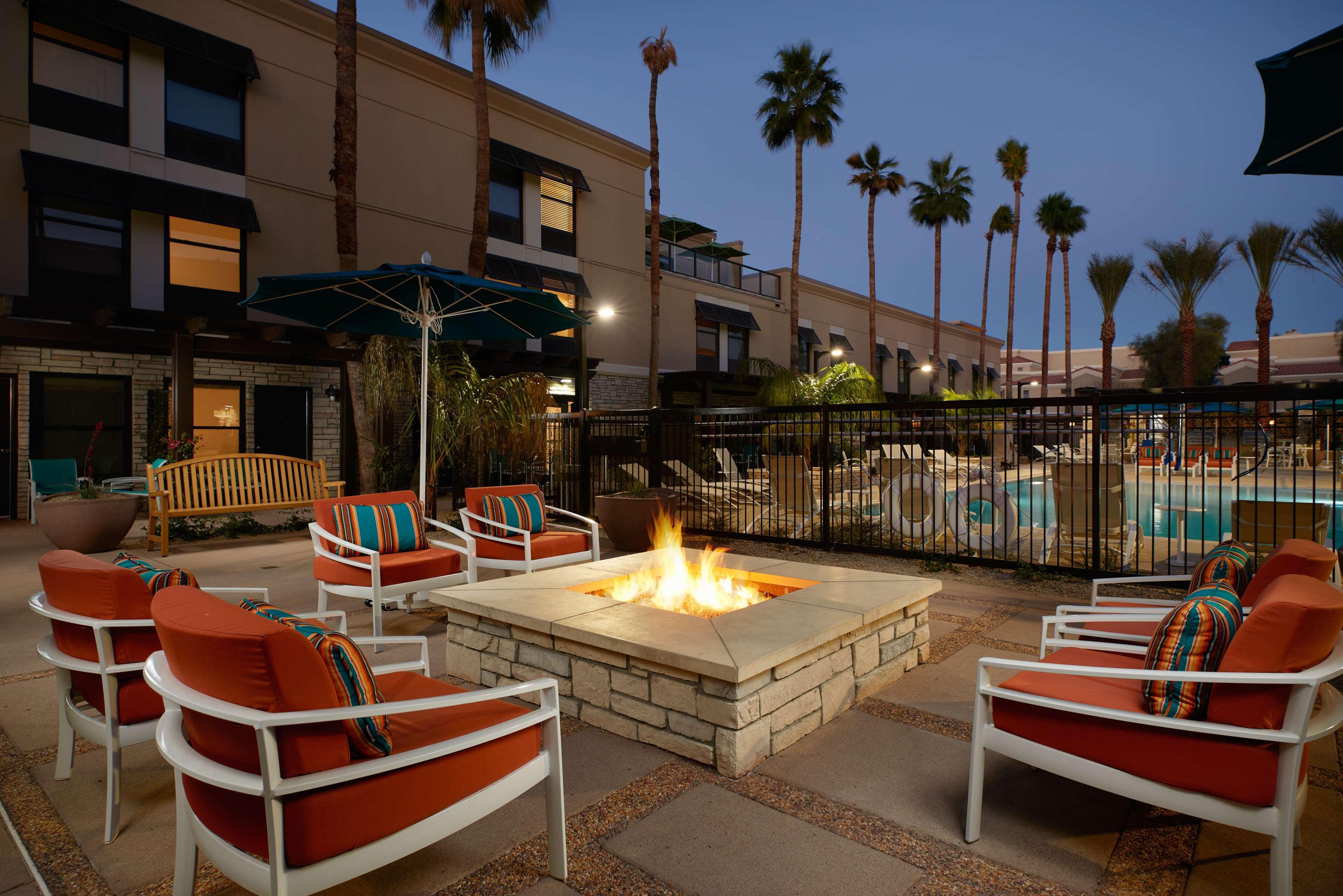 Hampton Inn & Suites Scottsdale On Shea Blvd Exterior foto